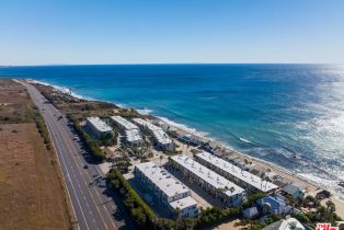 Condominium, 11906 Whitewater ln, Malibu, CA 90265 - 7