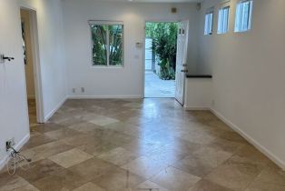 , 2454 Penmar, Venice, CA 90291 - 3