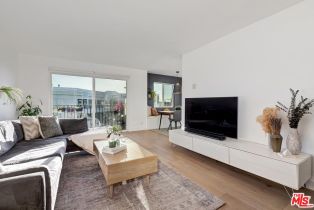 Condominium, 2308 Schader dr, Santa Monica, CA 90404 - 2