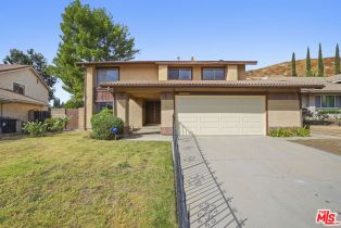 Single Family Residence, 13237 Constable ave, Granada Hills, CA 91344 - 2