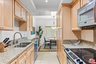 Condominium, 521 Montana ave, Santa Monica, CA 90403 - 6