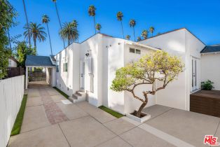 Single Family Residence, 138 Doheny dr, Beverly Hills, CA 90211 - 2