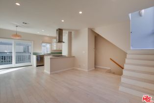 Condominium, 2613 6th st, Santa Monica, CA 90405 - 9