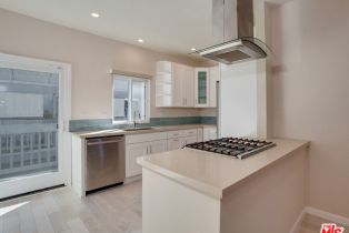 Condominium, 2613 6th st, Santa Monica, CA 90405 - 11