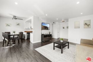 Condominium, 955 3rd st, Long Beach, CA 90802 - 4