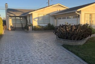 Single Family Residence, 14000   Spinning Ave, Gardena, CA  Gardena, CA 90249