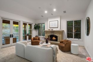 Single Family Residence, 1433 Via Anita, Pacific Palisades, CA 90272 - 32