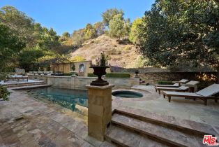 Single Family Residence, 1433 Via Anita, Pacific Palisades, CA 90272 - 44