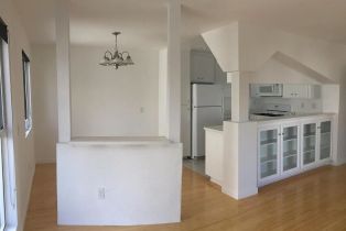 , 2207 Brenta pl, Venice, CA 90291 - 4