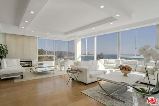 Condominium, 17350 Sunset blvd, Pacific Palisades, CA 90272 - 3