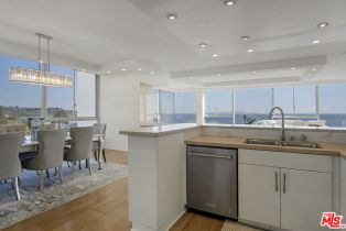 Condominium, 17350 Sunset blvd, Pacific Palisades, CA 90272 - 17