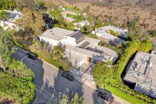 Single Family Residence, 1400 Laurel way, Beverly Hills, CA 90210 - 8