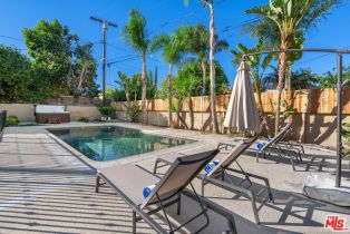 Single Family Residence, 16719 Celtic st, Granada Hills, CA 91344 - 31