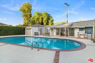 Single Family Residence, 756 Griffith Park dr, Burbank, CA 91506 - 31