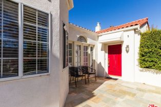 Single Family Residence, 241 Canon dr, Beverly Hills, CA 90212 - 4