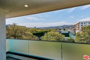 Apartment, 328 Maple dr, Beverly Hills, CA 90210 - 5