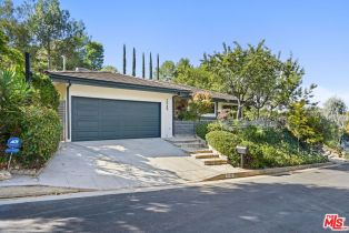 Single Family Residence, 3549 Stonewood dr, Sherman Oaks, CA 91403 - 4