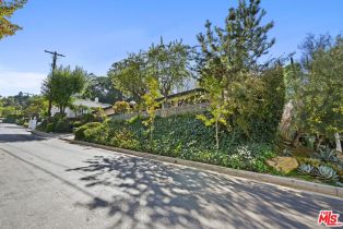 Single Family Residence, 3549 Stonewood dr, Sherman Oaks, CA 91403 - 2