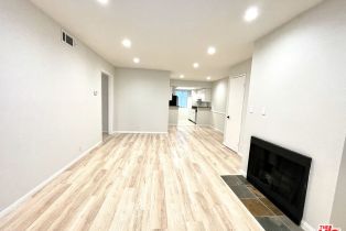 Condominium, 10960 Bluffside dr, Studio City, CA 91604 - 14