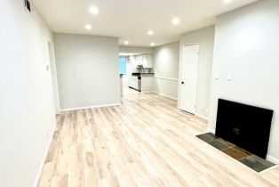 Condominium, 10960 Bluffside dr, Studio City, CA 91604 - 13