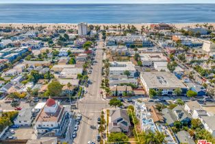 Apartment, 2027 3rd st, Santa Monica, CA 90405 - 25