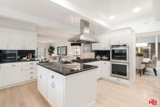 Single Family Residence, 17765 Camino De Yatasto, Pacific Palisades, CA 90272 - 15