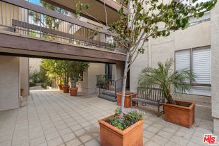 Condominium, 950 Kings rd, West Hollywood , CA 90069 - 3