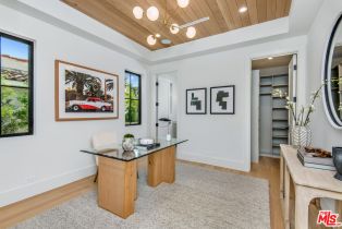 Single Family Residence, 1047 Kagawa st, Pacific Palisades, CA 90272 - 12