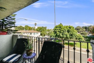 Condominium, 2308 Schader dr, Santa Monica, CA 90404 - 17