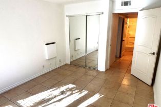 Condominium, 22100 Burbank blvd, Woodland Hills, CA 91367 - 20