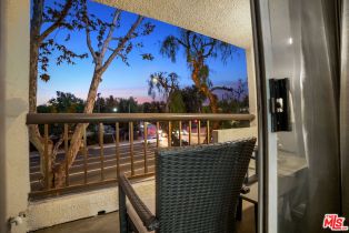 Condominium, 5515 Canoga ave, Woodland Hills, CA 91367 - 8