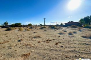 , 2298 Sand Ere ave, Thermal, CA 92274 - 8