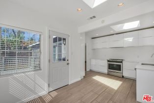 Single Family Residence, 14252 Hortense st, Sherman Oaks, CA 91423 - 13