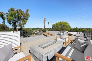 Single Family Residence, 1390 Morningside way, Venice, CA 90291 - 25