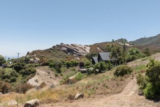 , 24020 Hovenweep Lane, Malibu, CA 90265 - 21