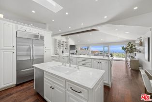 Single Family Residence, 16650 Akron st, Pacific Palisades, CA 90272 - 22