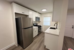 Apartment, 1743 9th st, Santa Monica, CA 90404 - 3