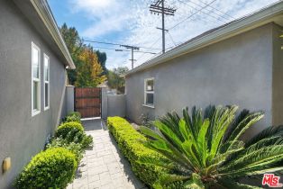 Single Family Residence, 11401 Aqua Vista st, Studio City, CA 91604 - 27