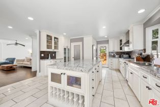 Single Family Residence, 11401 Aqua Vista st, Studio City, CA 91604 - 9