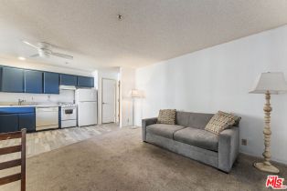 Condominium, 301 Ford ave, Fullerton, CA 92832 - 2