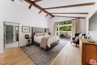 Single Family Residence, 16647 Bienveneda pl, Pacific Palisades, CA 90272 - 9