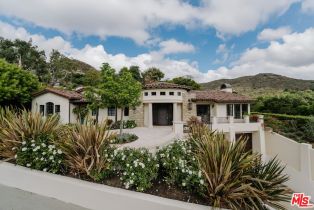 Single Family Residence, 16647 Bienveneda Pl, Pacific Palisades, CA  Pacific Palisades, CA 90272