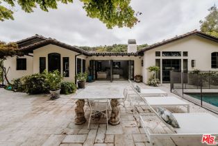 Single Family Residence, 16647 Bienveneda pl, Pacific Palisades, CA 90272 - 16