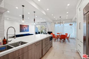 Condominium, 450 Maple dr, Beverly Hills, CA 90212 - 10