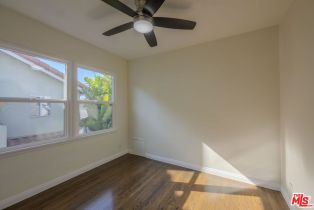 Apartment, 1760 18th st, Santa Monica, CA 90404 - 12