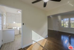 Apartment, 1760 18th st, Santa Monica, CA 90404 - 4