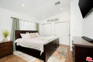 Single Family Residence, 11647 Sunshine ter, Studio City, CA 91604 - 13