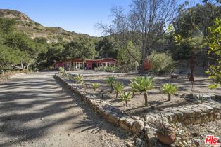 Single Family Residence, 12445 Yellow Hill rd, Malibu, CA 90265 - 2