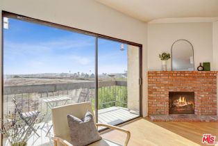 Condominium, 8180 Manitoba st, Playa Del Rey , CA 90293 - 4