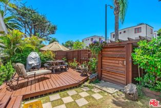 Residential Income, 340 Rennie ave, Venice, CA 90291 - 4